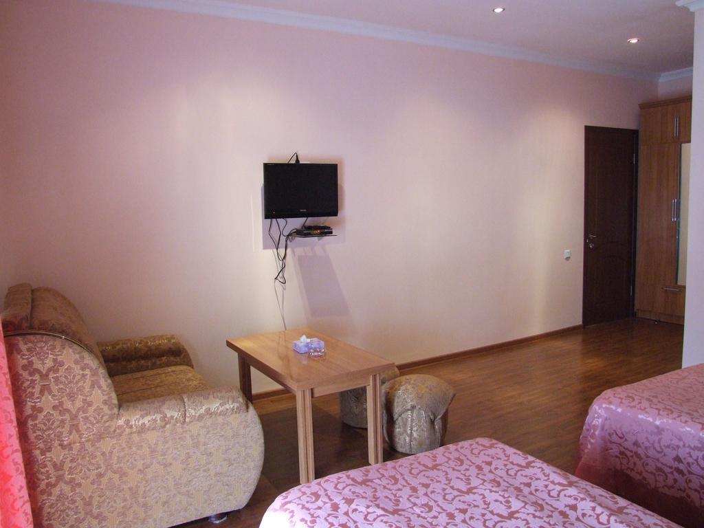 Hotel Central Jermuk Quarto foto
