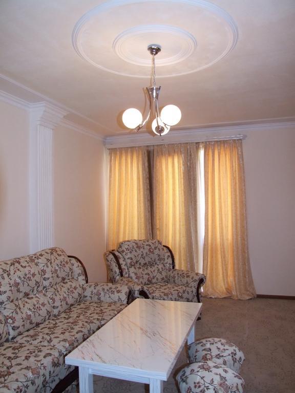 Hotel Central Jermuk Quarto foto