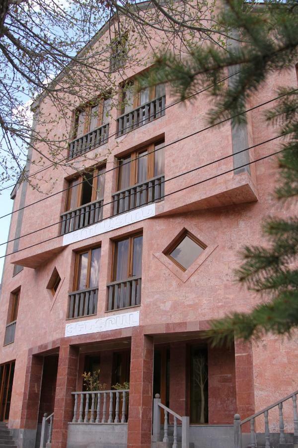 Hotel Central Jermuk Exterior foto